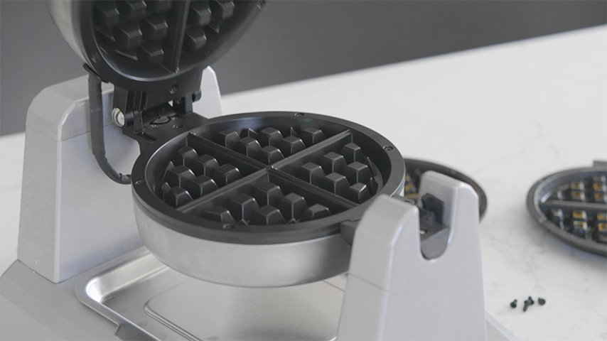 Single Belgian Waffle Maker